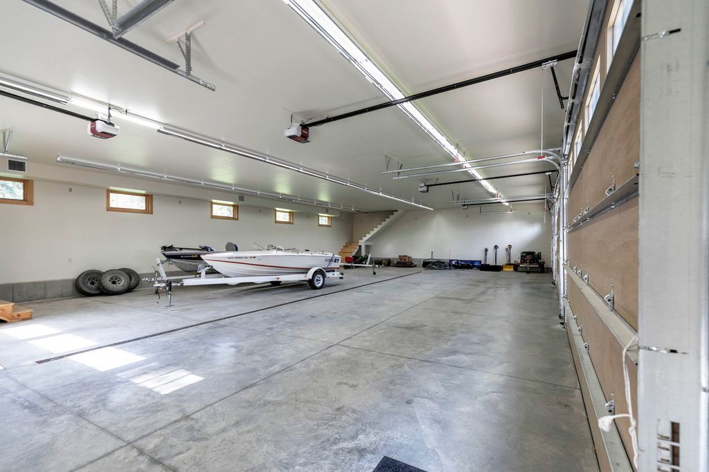 Address unavailable. photo 8