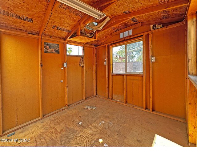 4917 E 23rd Street, Tucson, AZ 85711