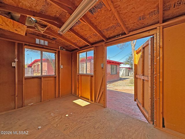 4917 E 23rd Street, Tucson, AZ 85711
