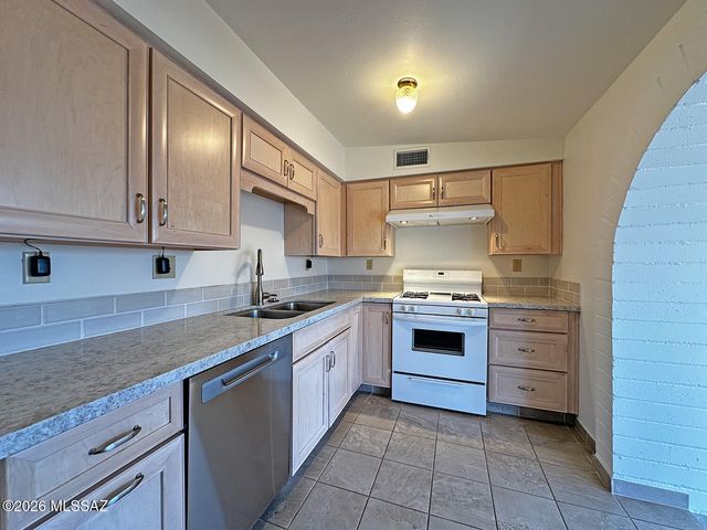 4917 E 23rd Street, Tucson, AZ 85711