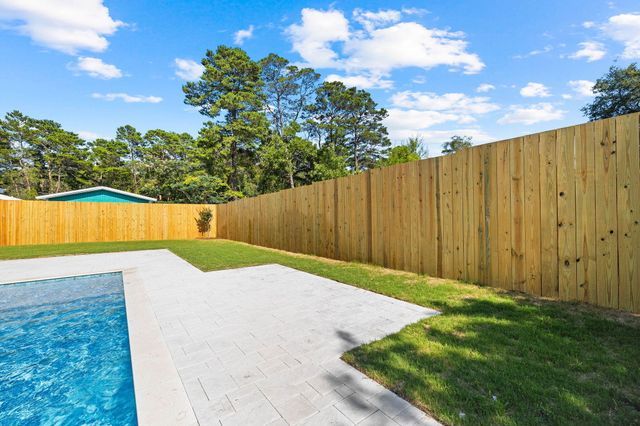 162 Ash Street, Santa Rosa Beach, FL 32459