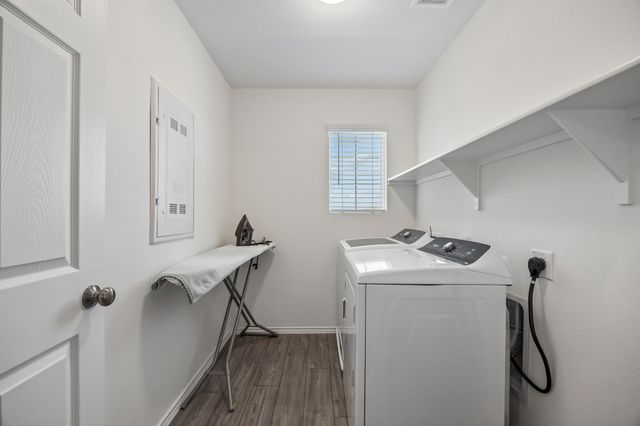 1633 Ackerly Drive, Forney, TX 75126