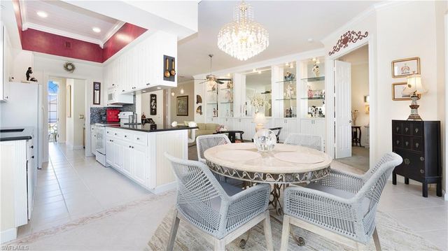 4661 Rio Poco CT, Naples, FL 34109