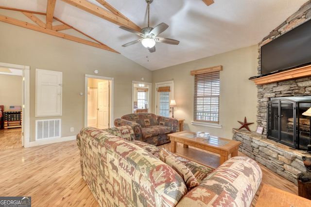 102 Maple Lane, Blairsville, GA 30512