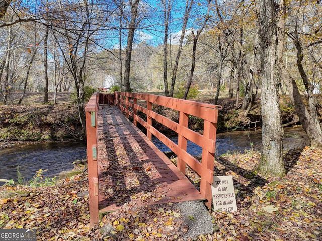 102 Maple Lane, Blairsville, GA 30512