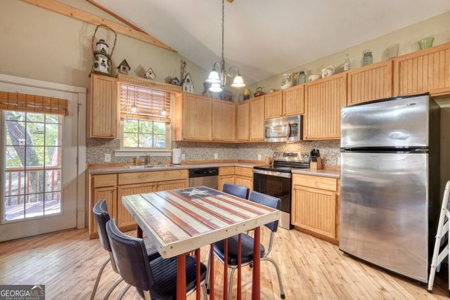 102 Maple Lane, Blairsville, GA 30512