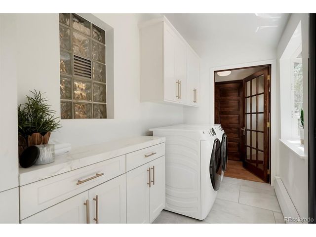 2379 Dahlia St, Denver, CO 80207