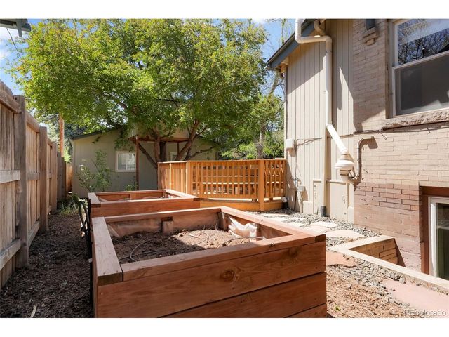 2379 Dahlia St, Denver, CO 80207