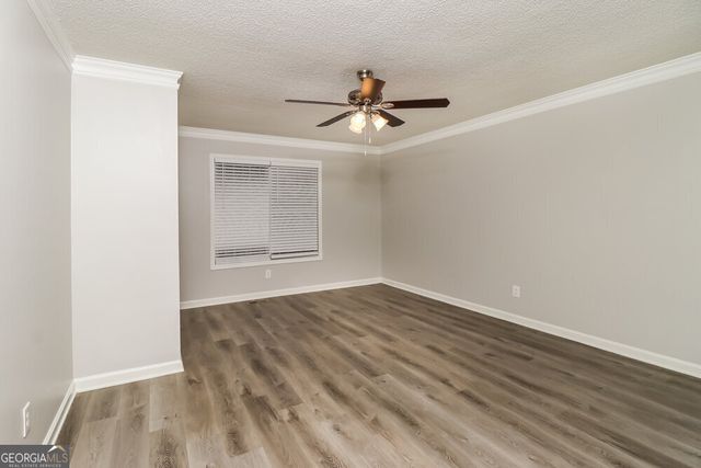 565 Bells Ferry Place, Acworth, GA 30102