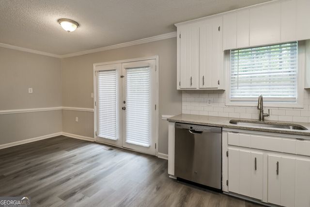 565 Bells Ferry Place, Acworth, GA 30102