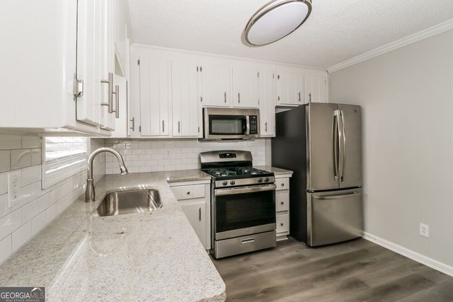 565 Bells Ferry Place, Acworth, GA 30102