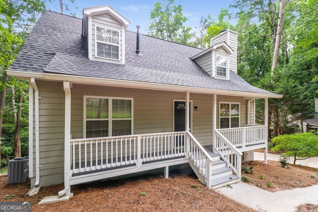 565 Bells Ferry Place, Acworth, GA 30102