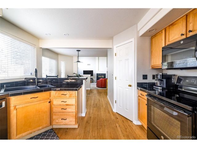2454 S Scranton Way, Aurora, CO 80014