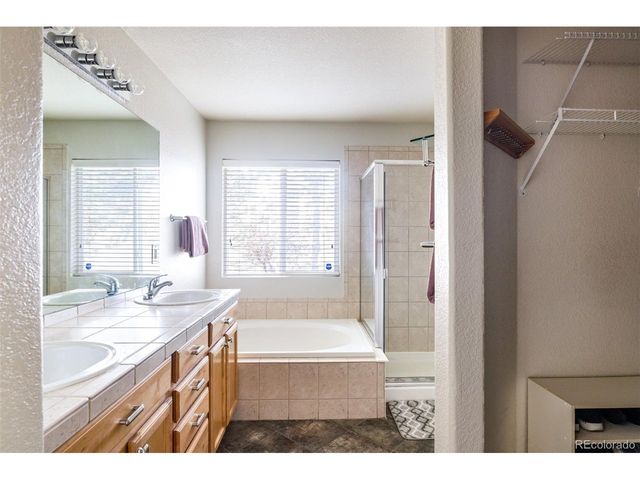 2454 S Scranton Way, Aurora, CO 80014