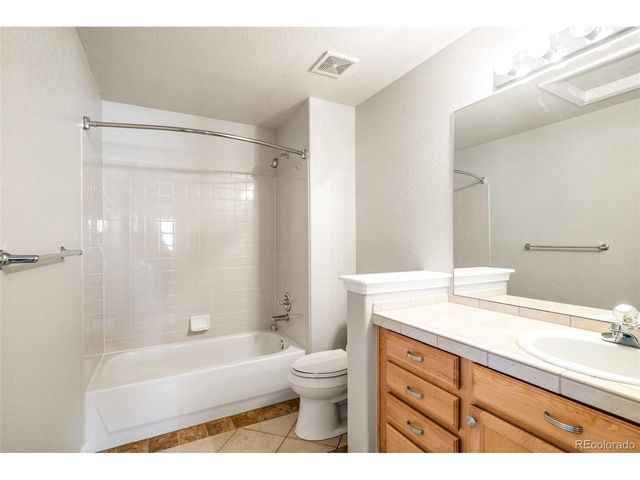 2454 S Scranton Way, Aurora, CO 80014