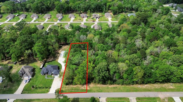 134 County Road 6606, Dayton, TX 77535