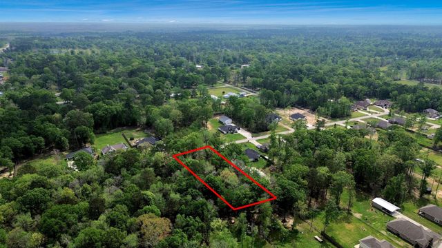 134 County Road 6606, Dayton, TX 77535