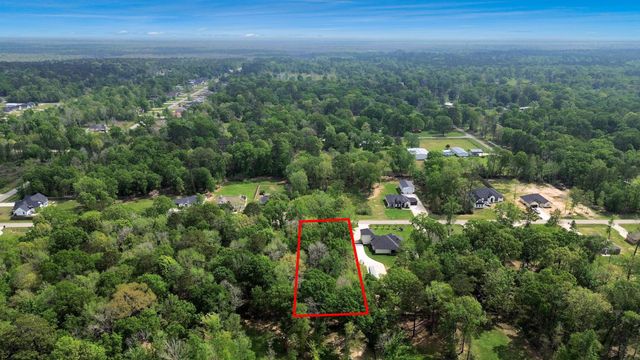 134 County Road 6606, Dayton, TX 77535