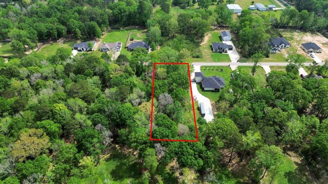 134 County Road 6606, Dayton, TX 77535