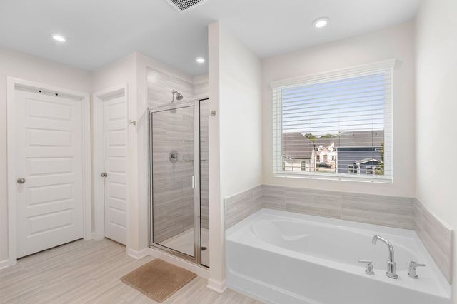 1003 Lionheart Dr, Hermitage, TN 37076