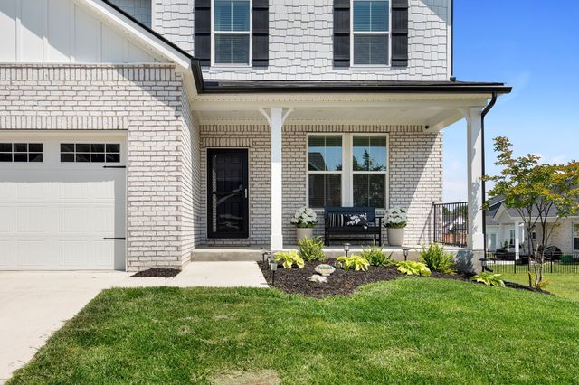 1003 Lionheart Dr, Hermitage, TN 37076