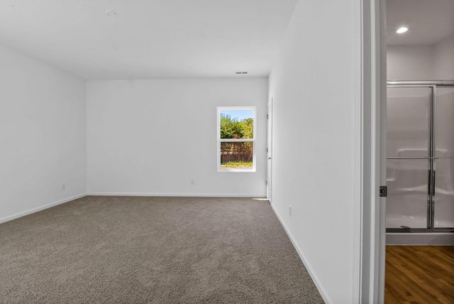 1519 W 72nd Place, Merrillville, IN 46410