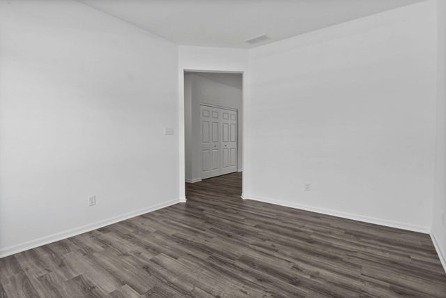 1519 W 72nd Place, Merrillville, IN 46410