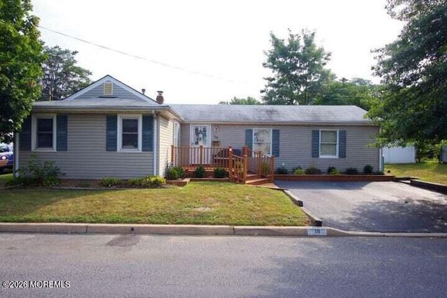 18 Mills Avenue, Port Monmouth, NJ 07758