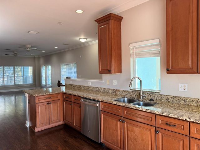 6815 S JUANITA STREET B, Tampa, FL 33616