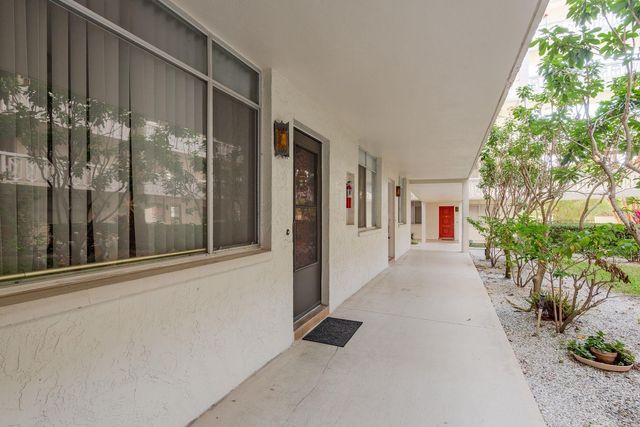 2630 PEARCE DRIVE 102, Clearwater, FL 33764