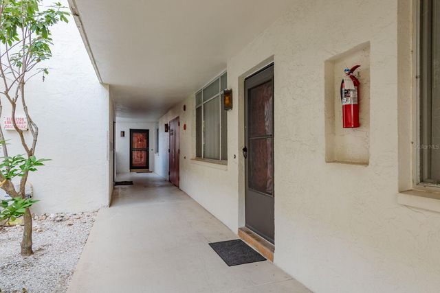 2630 PEARCE DRIVE 102, Clearwater, FL 33764