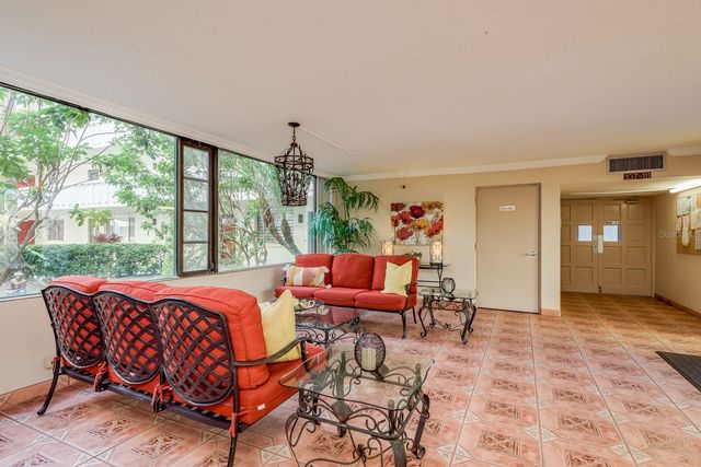 2630 PEARCE DRIVE 102, Clearwater, FL 33764