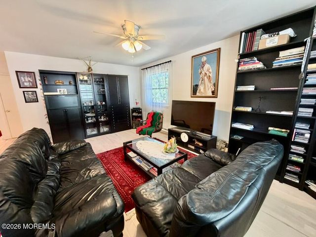 13 B Lexington Drive B, Whiting, NJ 08759