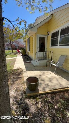13 B Lexington Drive B, Whiting, NJ 08759