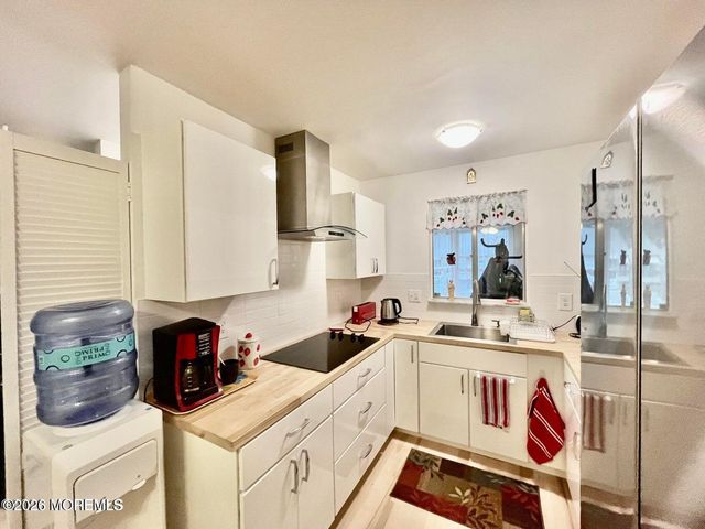 13 B Lexington Drive B, Whiting, NJ 08759