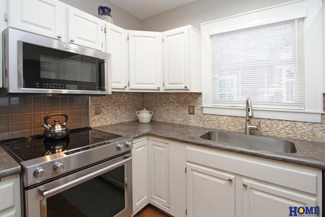 3028 Puritan Avenue, Lincoln, NE 68502