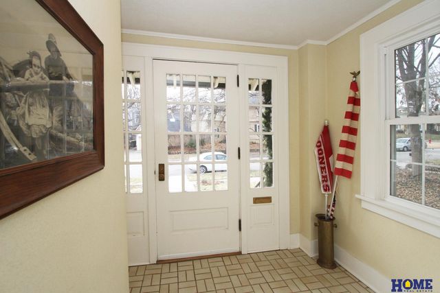 3028 Puritan Avenue, Lincoln, NE 68502