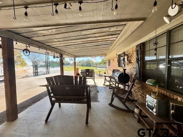 12239 Lovers Lane, Larue, TX 75770