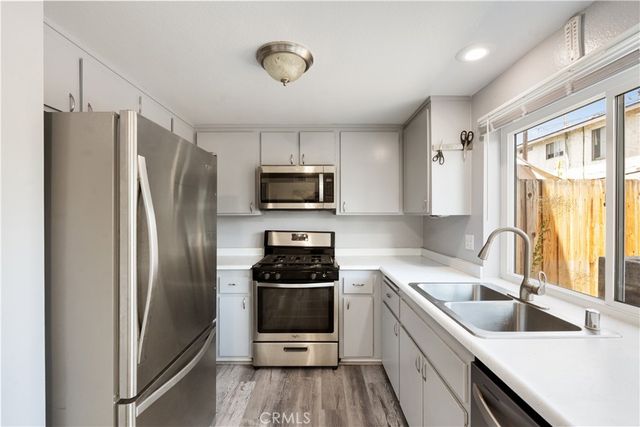 303 W Linda Vista Avenue 19, Alhambra, CA 91801