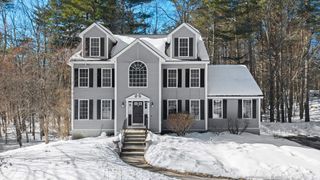 26 Sweetbriar Lane, Chester, NH 03036