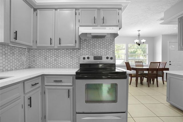 5515 Enchanted Timbers Drive, Humble, TX 77346