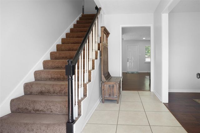 5515 Enchanted Timbers Drive, Humble, TX 77346