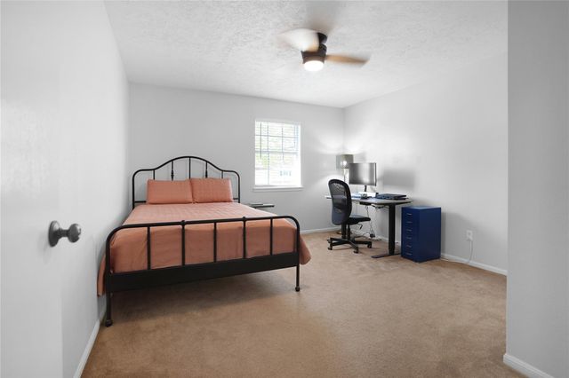 5515 Enchanted Timbers Drive, Humble, TX 77346