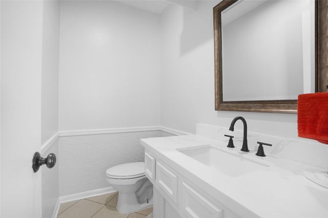 5515 Enchanted Timbers Drive, Humble, TX 77346