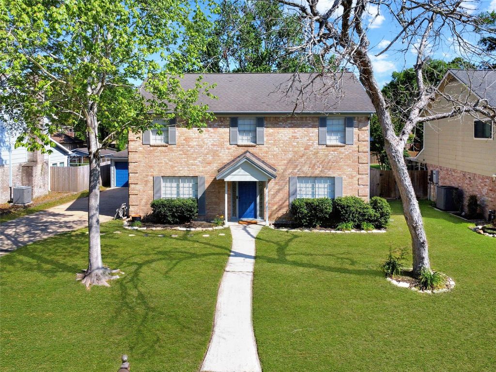 5515 Enchanted Timbers Drive, Humble, TX 77346