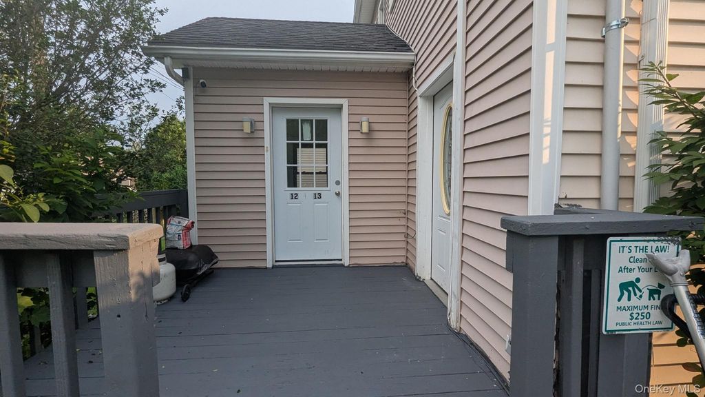 3230 Lexington Avenue apt 13, Mohegan Lake, NY 10547