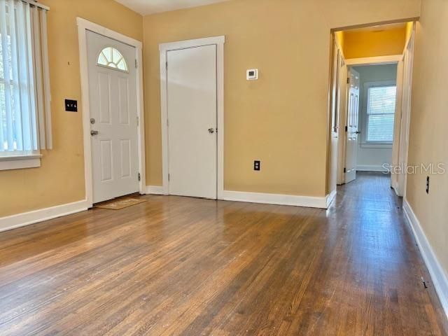 129 W UNIVERSITY AVENUE, Orange City, FL 32763