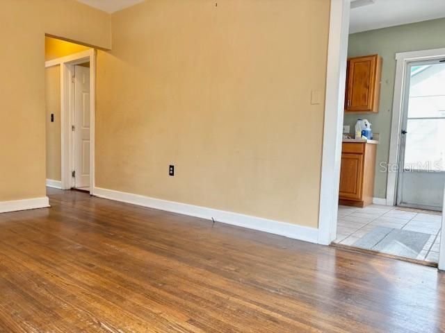 129 W UNIVERSITY AVENUE, Orange City, FL 32763