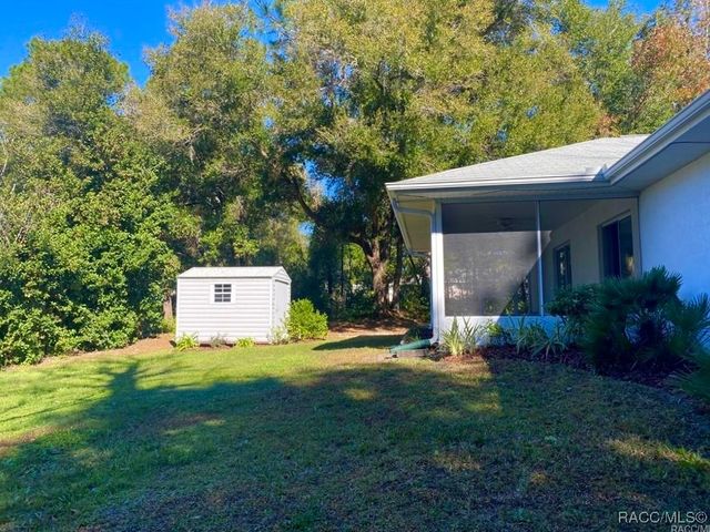 34434 N Pocono Drive, Citrus Springs, FL 34434