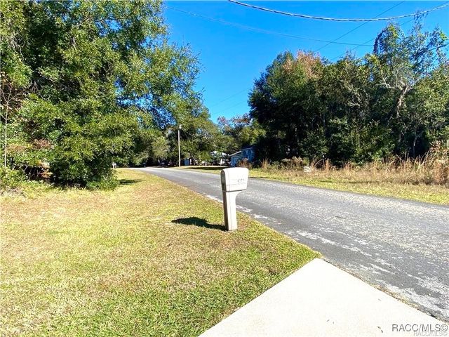 34434 N Pocono Drive, Citrus Springs, FL 34434